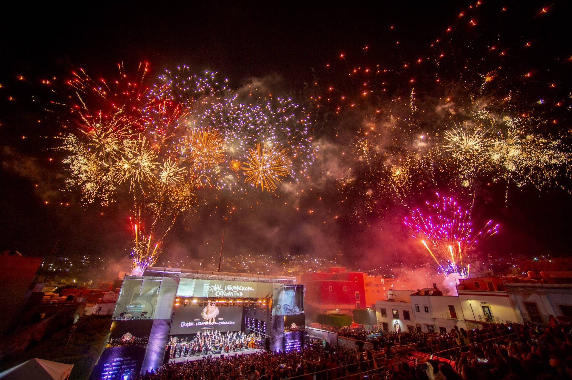 Cervantino 50
Día 1