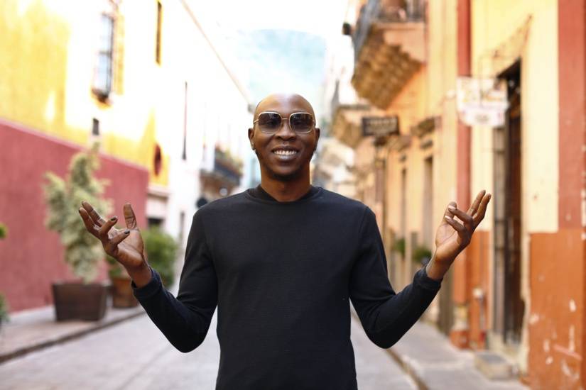 Seun Kuti celebra el poder femino