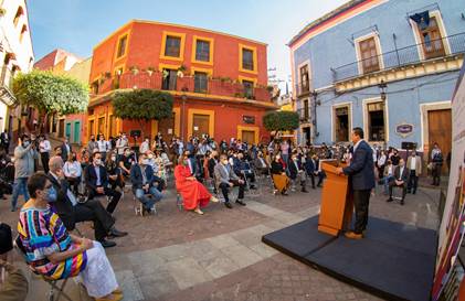 
APERTURAN CUBA Y COAHUILA SU CASA EN EL FIC 49
