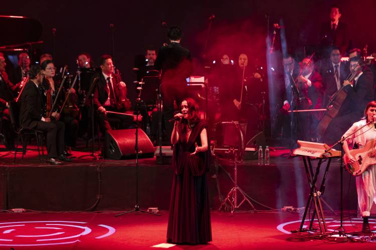 Julieta Venegas triunfa en el 53 Festival Internacional Cervantino