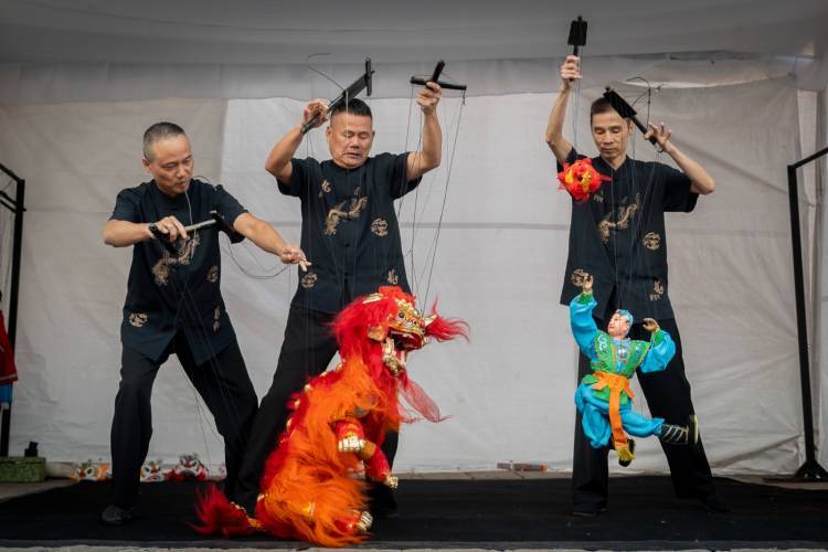 Manchas corporales y sonoridades del mundo dejan huella en el FIC 51