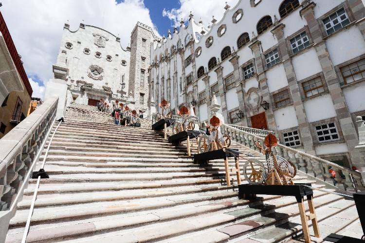 INSTALACIONES HACEN VIVA LA PRESENCIA CERVANTINA EN GUANAJUATO