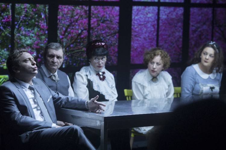 AGRUPACIONES DANCÍSTICAS Y TEATRALES DESAFÍAN LA ESCENA DEL FIC 49