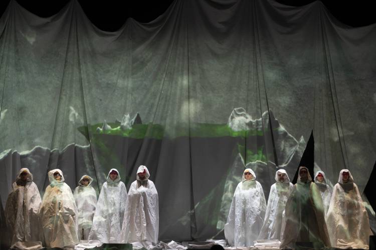 La reconocida agrupación europea Hotel Pro Forma presenta 