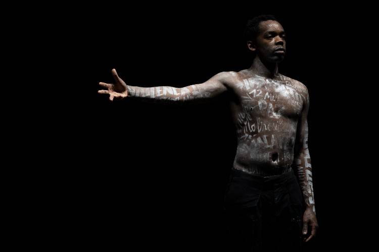 Reconstruyen artistas del FIC historia y lucha social 