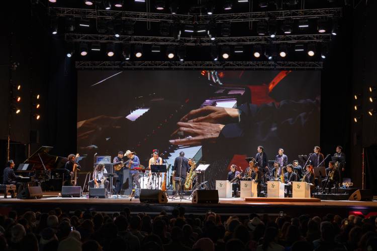 Fiesta jarocha y reflexión teatral, apuesta del domingo 19 de octubre en el 53 Festival Internacional Cervantino