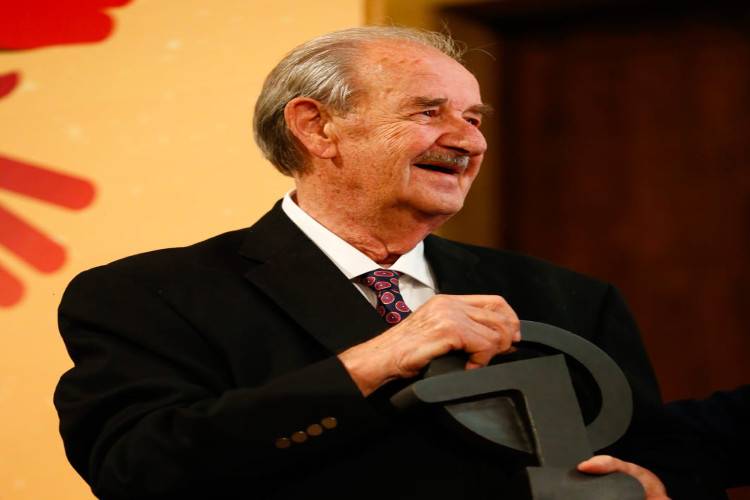 En el FIC 51, se reconoce con la Presea Cervantina a vestuaristas, músicos y periodistas 